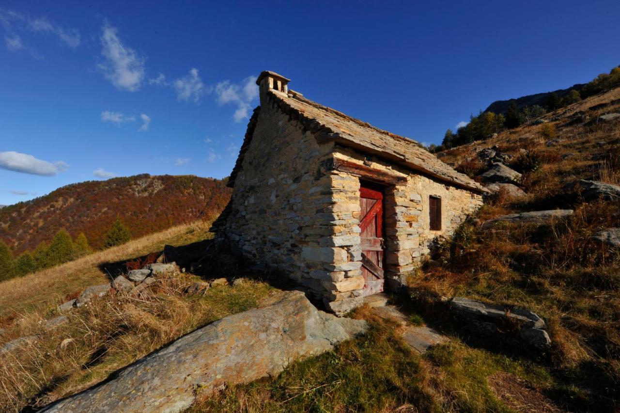 Hostel Rifugio Parpinasca Trontano Exterior foto