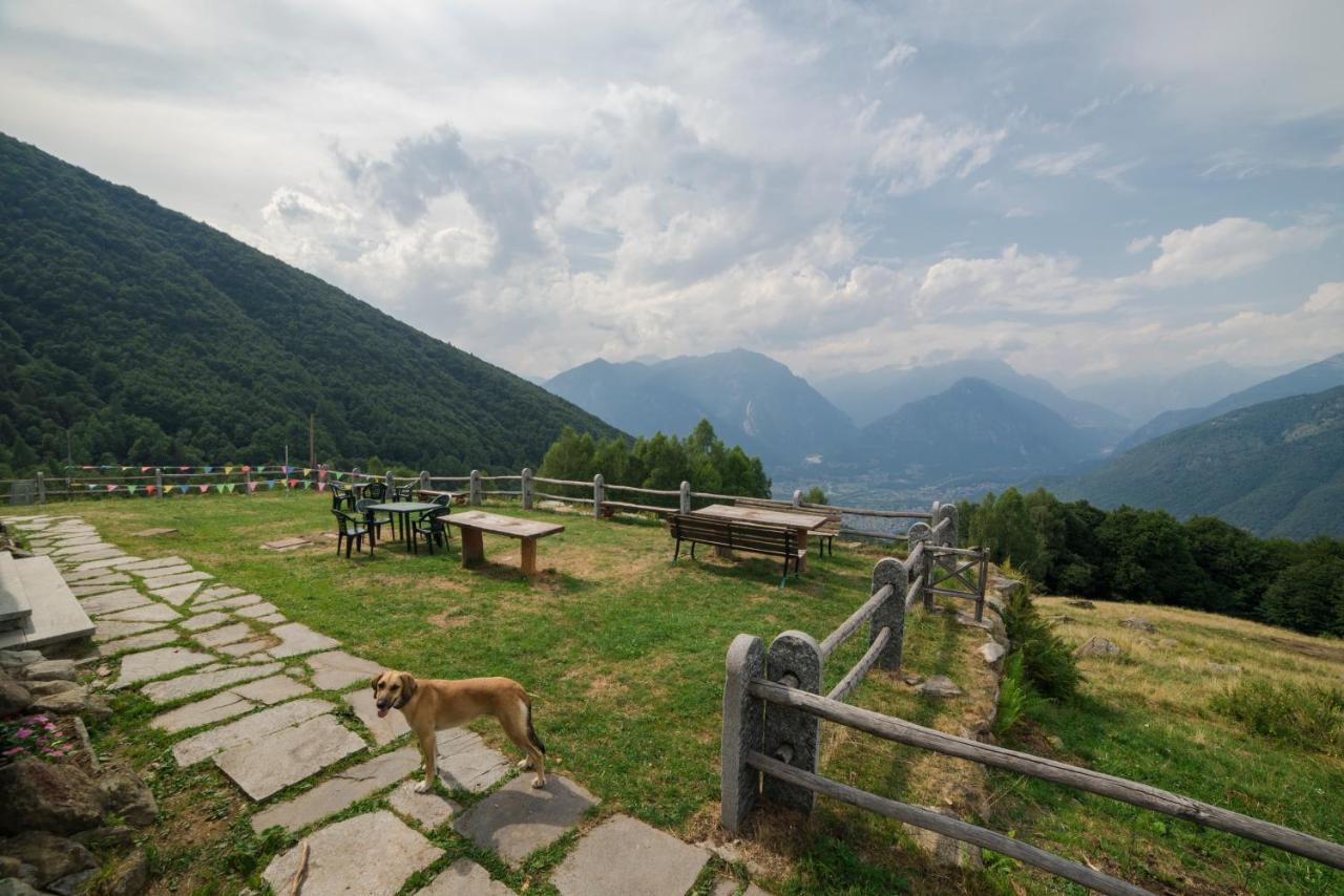 Hostel Rifugio Parpinasca Trontano Exterior foto